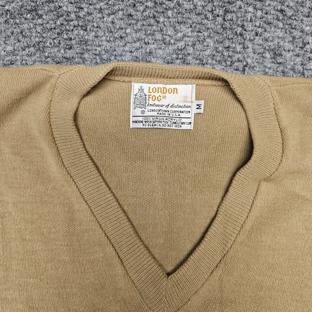 London Fog Mens V Neck Sweater Tan Embroidered‎ Vintage Cars Automobile Size M